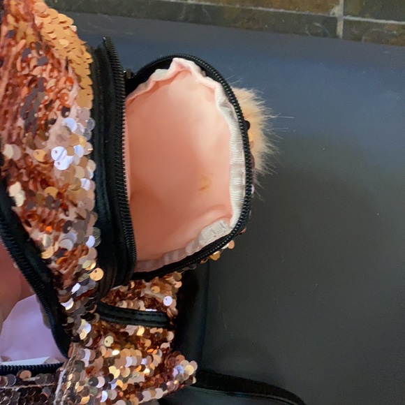 I’m made of Mahon sequin mini bag. - Picture 3 of 4